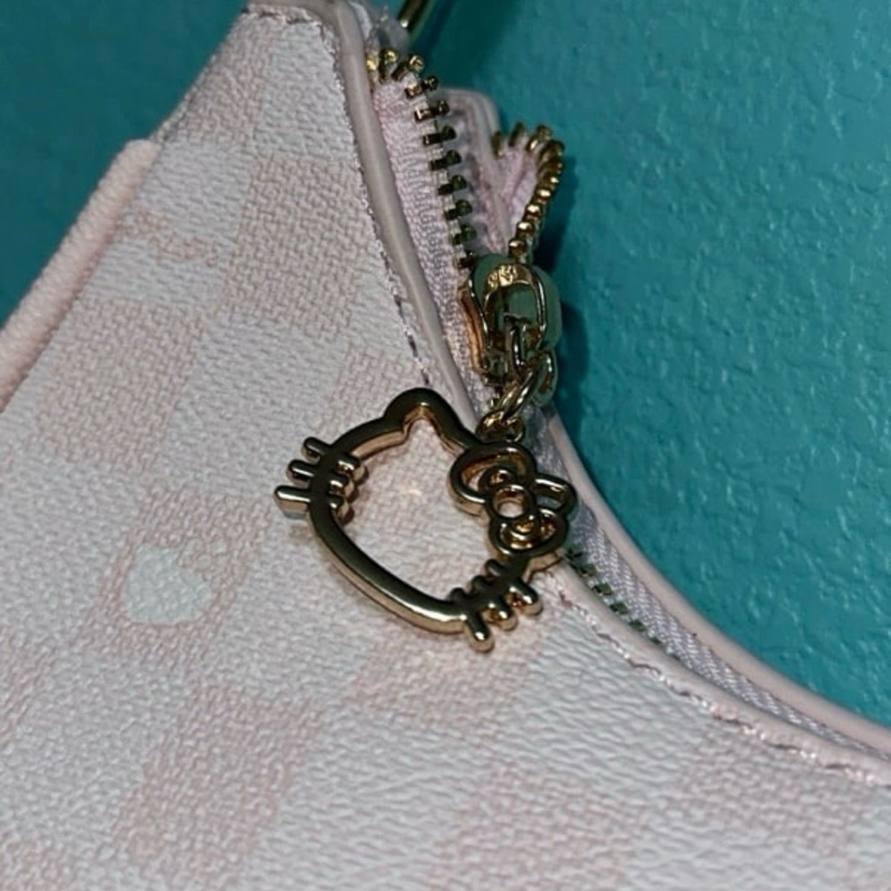 Hello Kitty Crescent Shoulder Bag with Charm - Picture 3 of 5